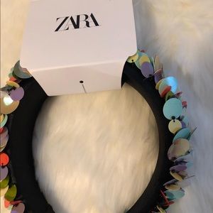 multicolored headband